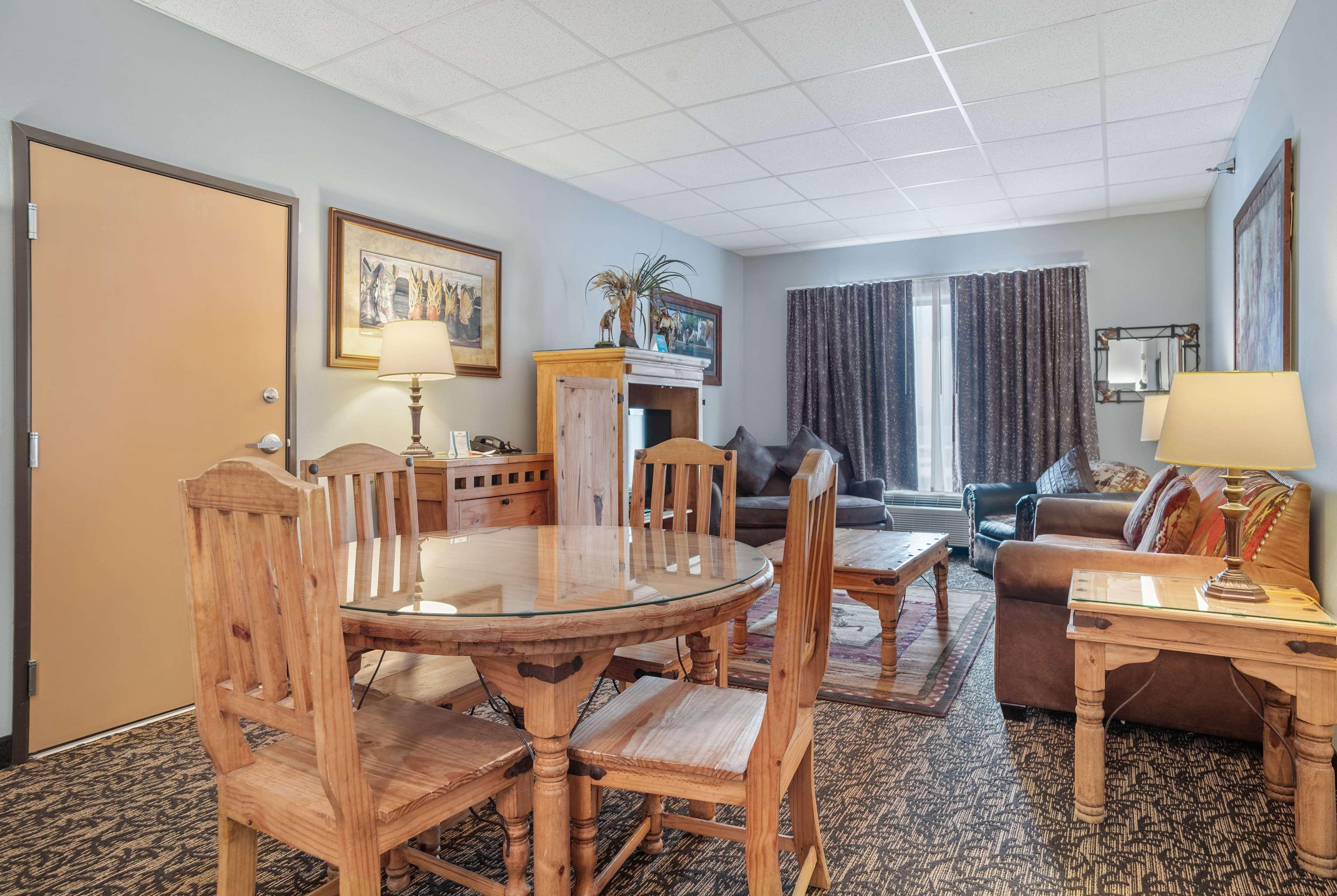 Elevation Inn & Suites, Trademark Collection By Wyndham Rapid City Luaran gambar