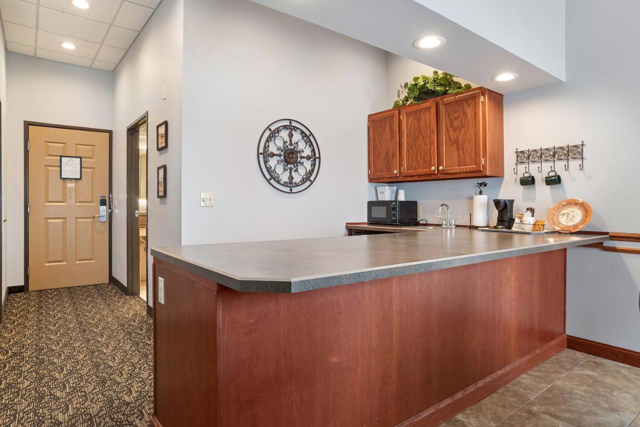Elevation Inn & Suites, Trademark Collection By Wyndham Rapid City Luaran gambar