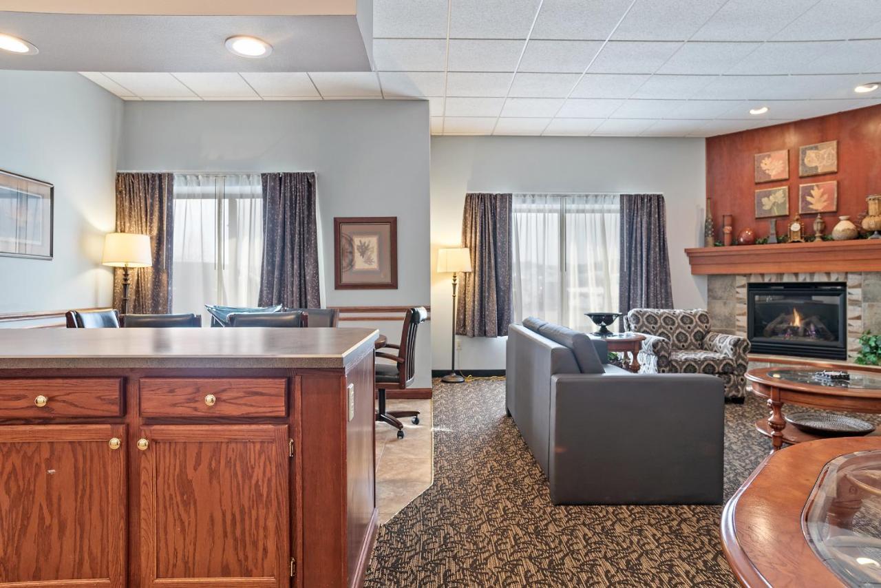 Elevation Inn & Suites, Trademark Collection By Wyndham Rapid City Luaran gambar