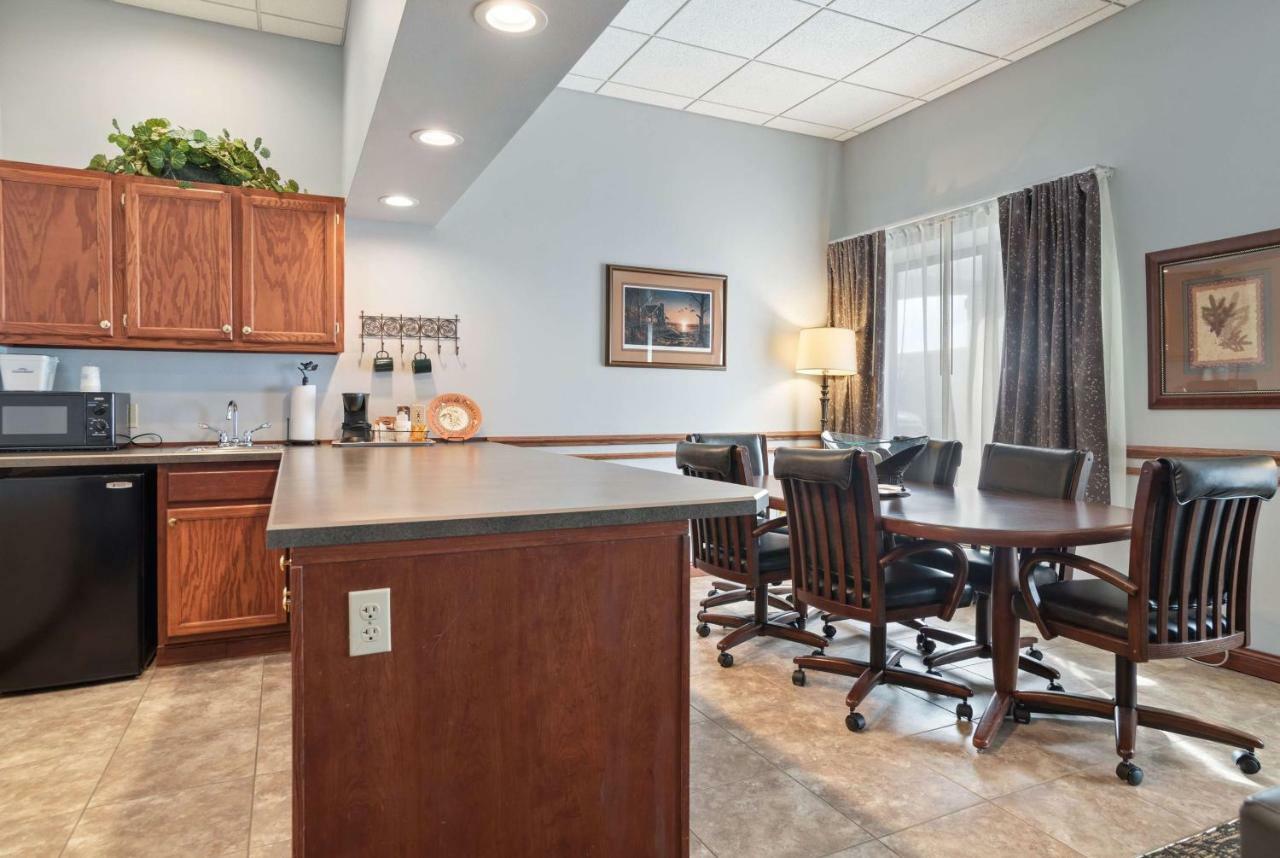 Elevation Inn & Suites, Trademark Collection By Wyndham Rapid City Luaran gambar