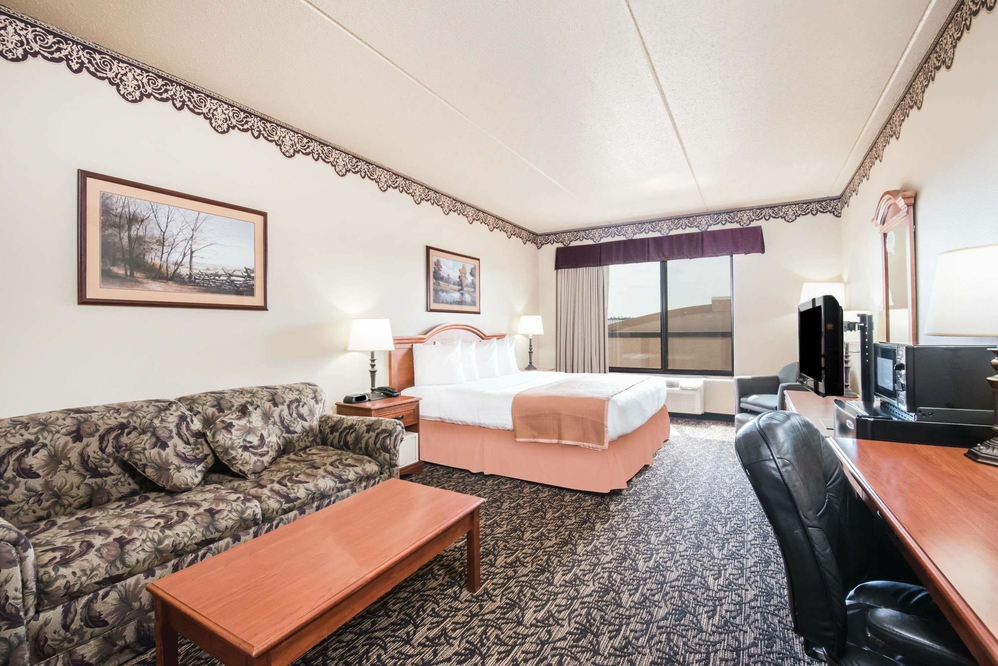 Elevation Inn & Suites, Trademark Collection By Wyndham Rapid City Luaran gambar