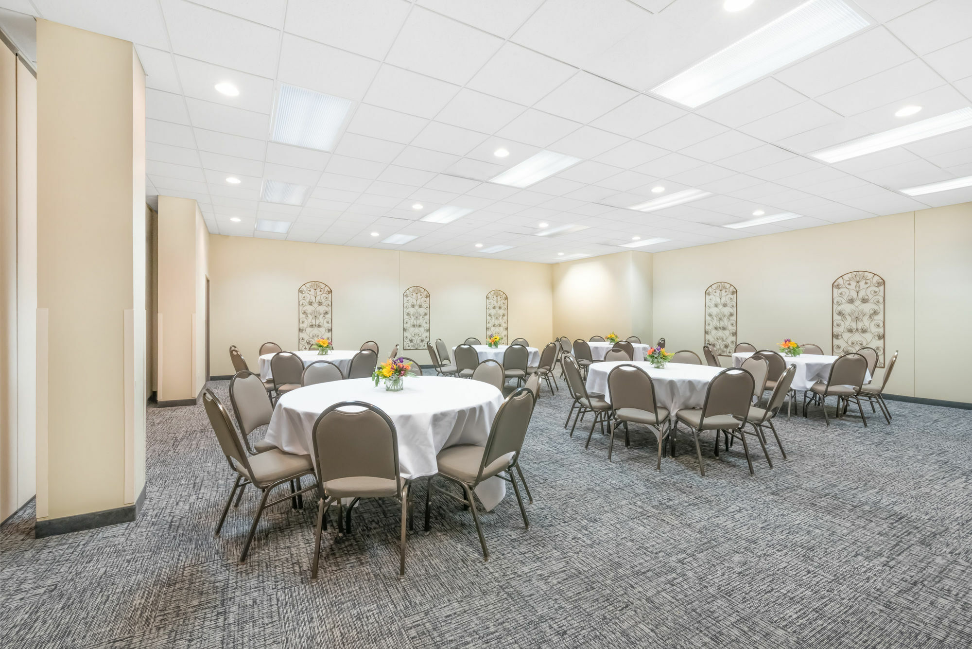 Elevation Inn & Suites, Trademark Collection By Wyndham Rapid City Luaran gambar